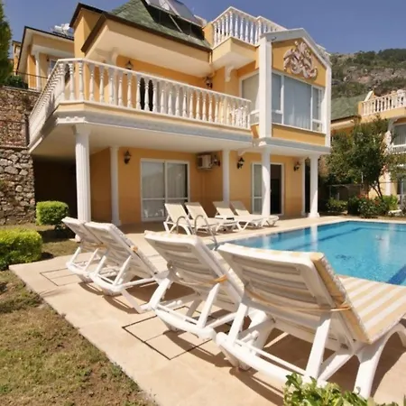 فيلة 5 Star Villa, Private Chef, Daily Housekeeping, Concierge, 1040 ألانيا