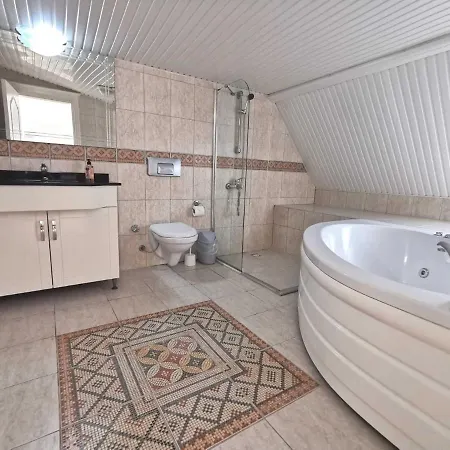 5 Star Villa, Private Chef, Daily Housekeeping, Concierge, 1040 ألانيا